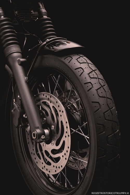 2016 Triumph Bonneville T120  Black