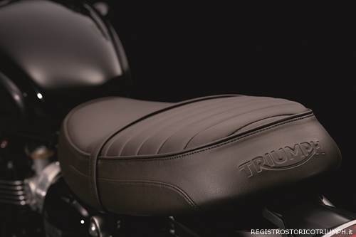 2016 Triumph Bonneville T120  Black