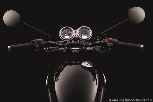 2016 Triumph Bonneville T120  Black
