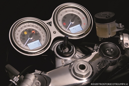 2016 Triumph Thruxton R