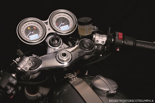 2016 Triumph Thruxton R