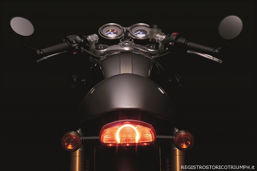 2016 Triumph Thruxton R